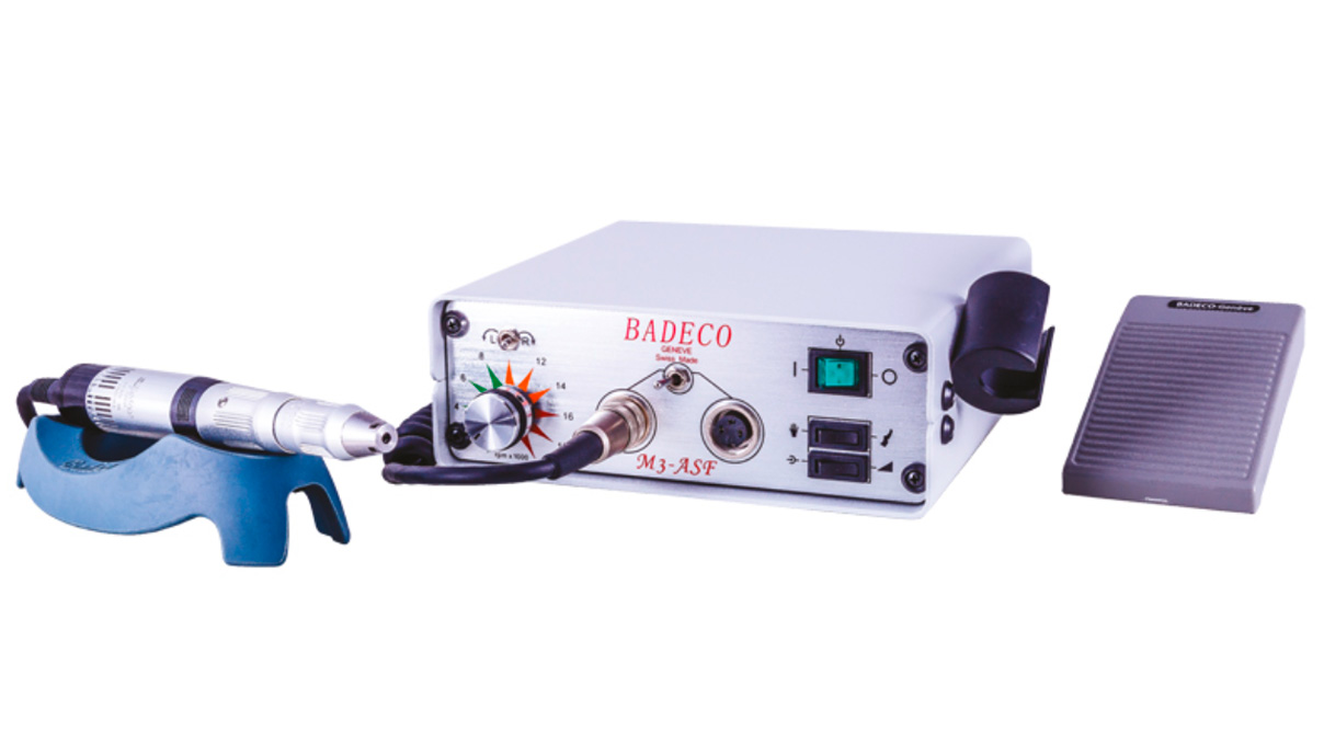 Badeco Mikromotorsystem M3 ASF-440, Set mit Steuerung, Pedal, Handstück, Halterung