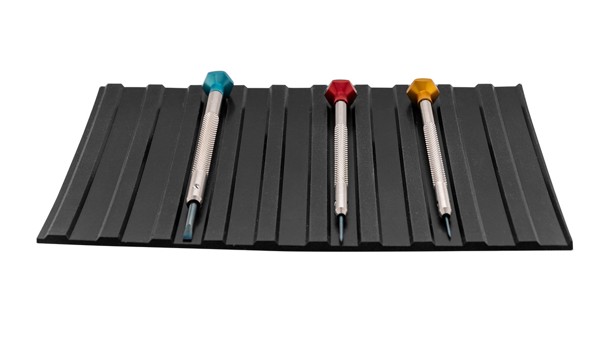 Werkzeugunterlage, gerillt, rutschfest, 100 x 150 x 3 mm