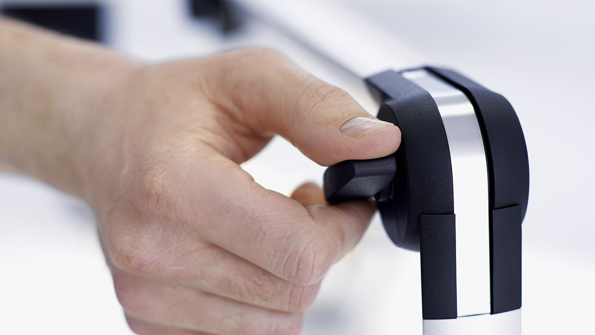 Waldmann Taneo TND 2100 Leuchte, 5000 K, Blende opal weiß, langes Gestänge
