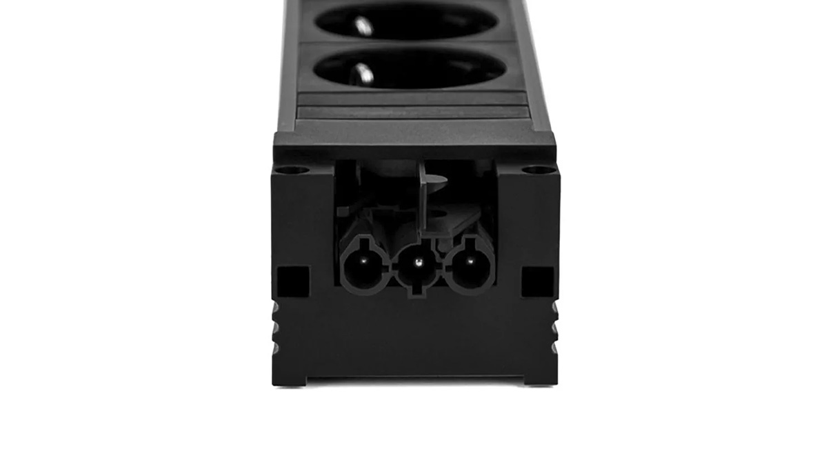 Modulare Steckdosenleiste mit 5 Steckplätzen