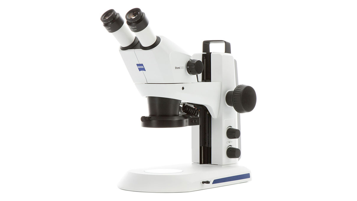 Stemi 305 O4M, EDU Mikroskop-Set mit Augenmuscheln, Ringleuchte K LED
segmentierbar und Vorsatzoptik 3 1,5x FWD 56 mm