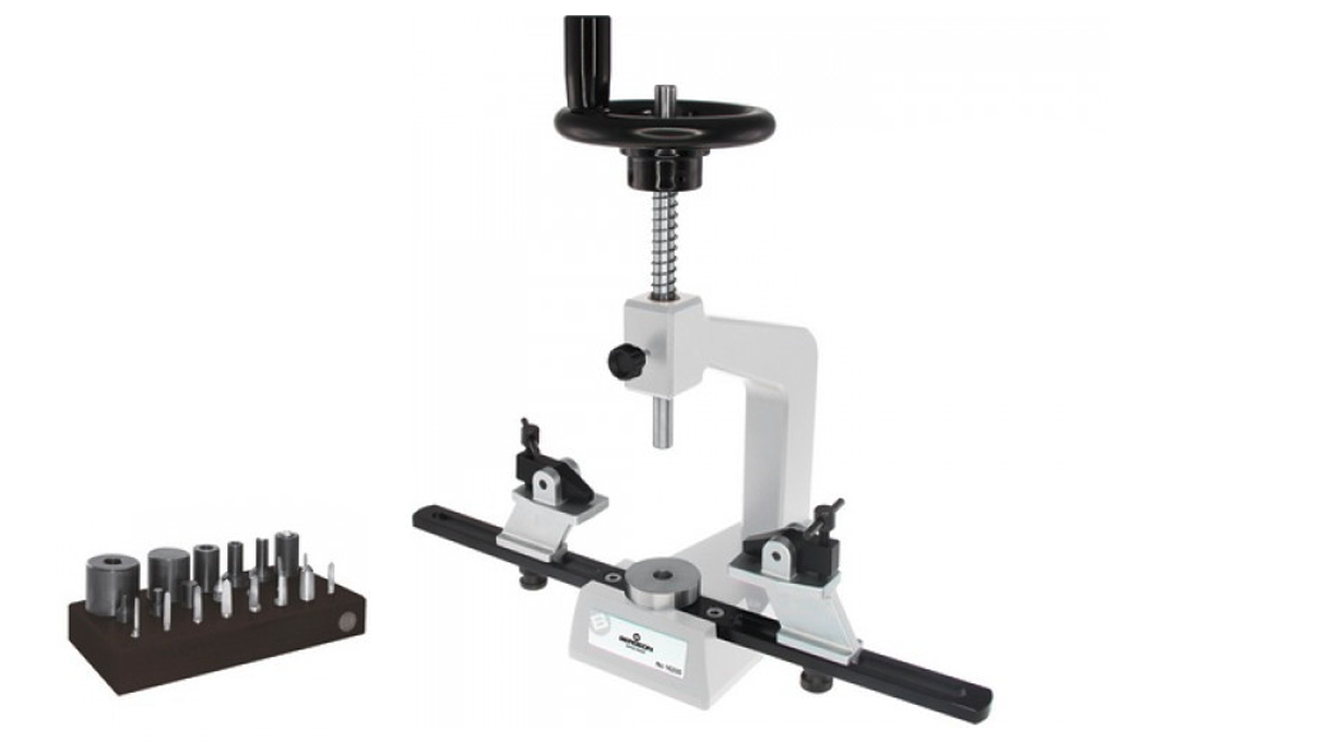 Bergeon 16200-R Pressstock zum Einpressen von Großuhrfuttern, inklusive Zubehörset 6200-ER