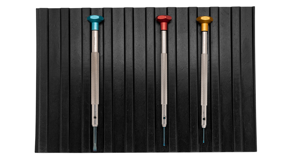 Werkzeugunterlage, gerillt, rutschfest, 100 x 150 x 3 mm